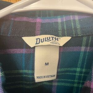 WOMENS DULUTH SOFT FLANNEL SHIRT      SZ MED, BRAND NEW WITHOUT TAGS